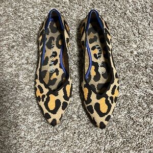 Great condition, Rothy valley flats.Only worn a few times.